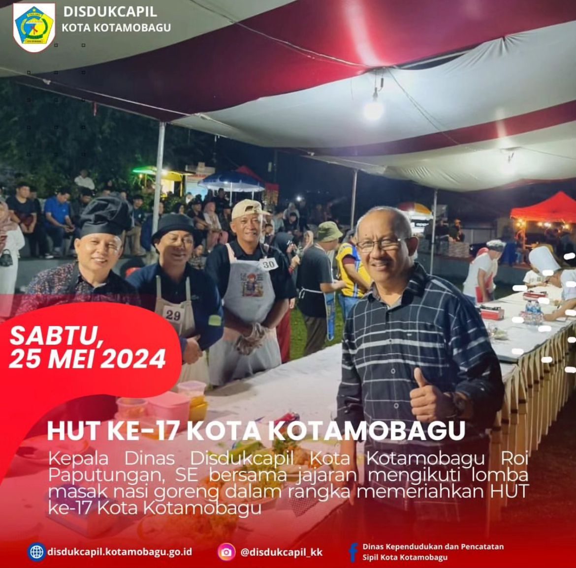 MASAK NASI GORENG, Kadis Roi memeriahkan HUT Kota Kotamobagu yang ke - 17 tahun.